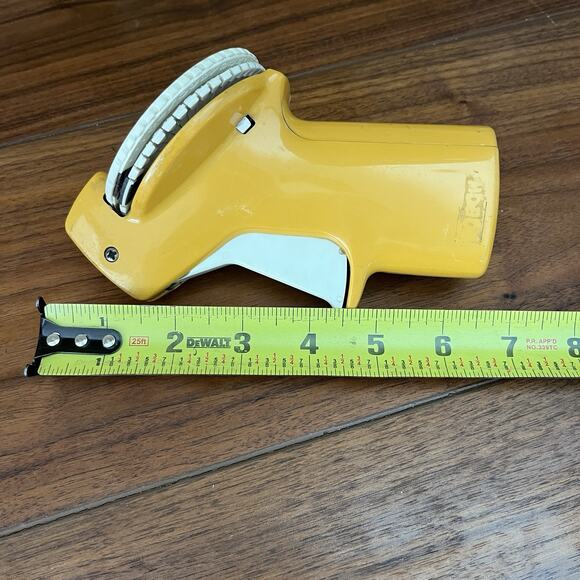 Vintage Astro Rotary Compact Hand-Held Label Maker Yellow - Picture 9 of 11